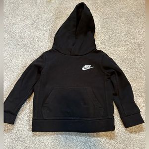 2T black Nike hoodie.